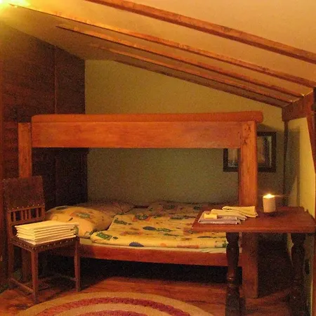 山林小屋 Chata Village